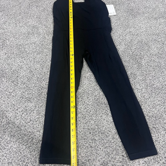 NWT! Athleta Black Salutation Bodysuit Stash Pockets Built In Padded Bra Size L - Picture 5 of 11